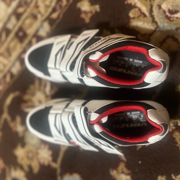 Peloton Women’s Shoes - Picture 2 of 4